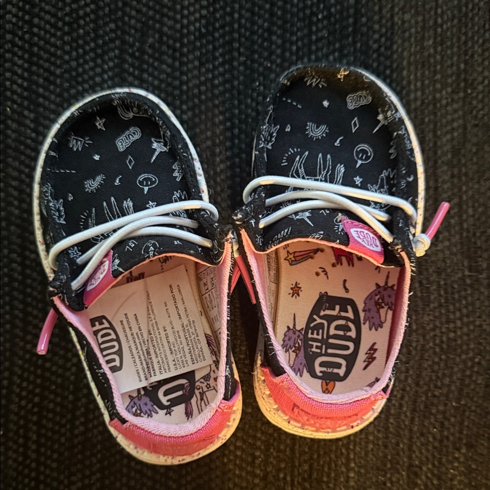 Hey Dude Kids' Black and Pink Moccasins